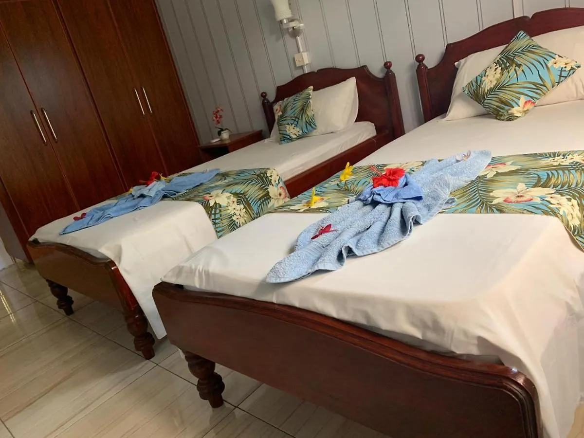 Orchid Sunset Guest House Baie Lazare
