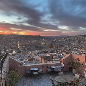 Inaya , Fès Maroc