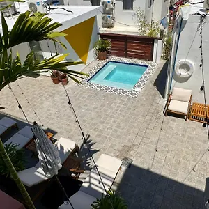 La Mona Loiza Complex By With Bear 3*, San Juan Porto Rico